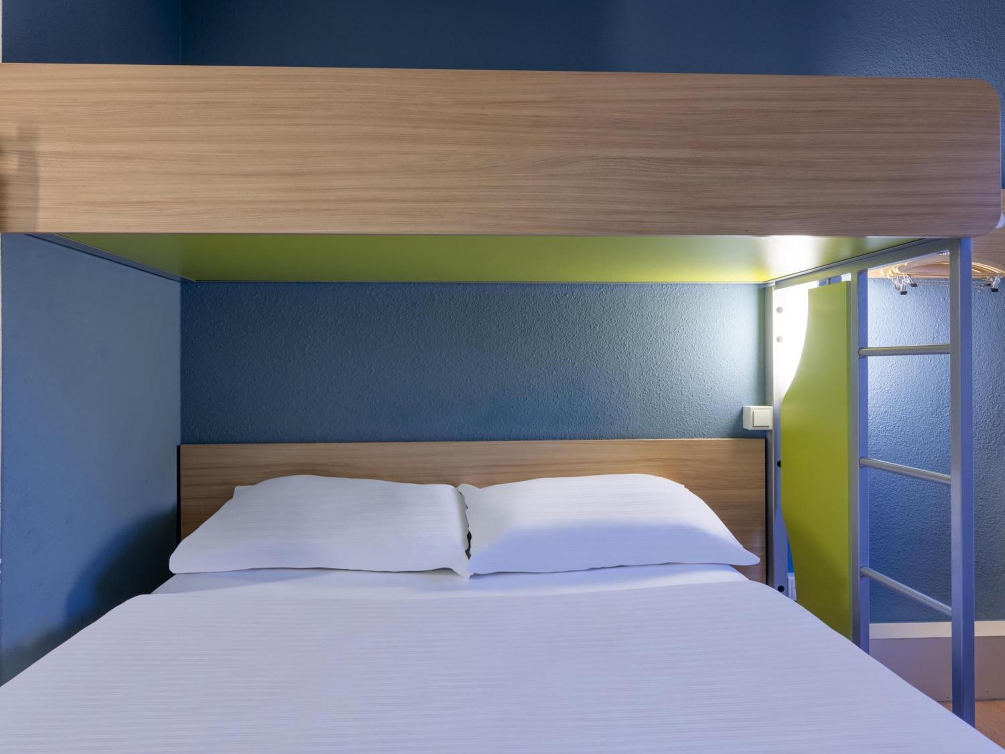 B&B Hotel Mannheim-Friedrichsfeld Esterno foto